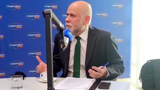 Elizalde: Amenazas de censura a una mesa que lleva horas muestra un Congreso atomizado