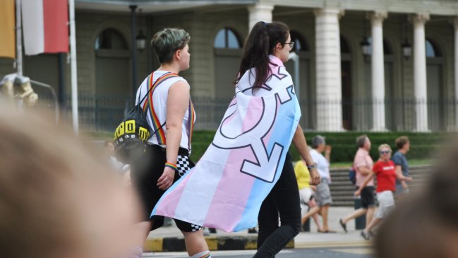 Perú eliminó obligación del lenguaje inclusivo en documentos oficiales y textos escolares