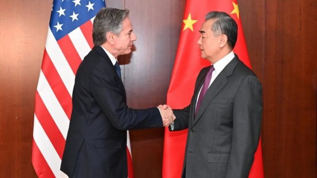 Canciller chino advirtió problemas crecientes en la relación con EEUU