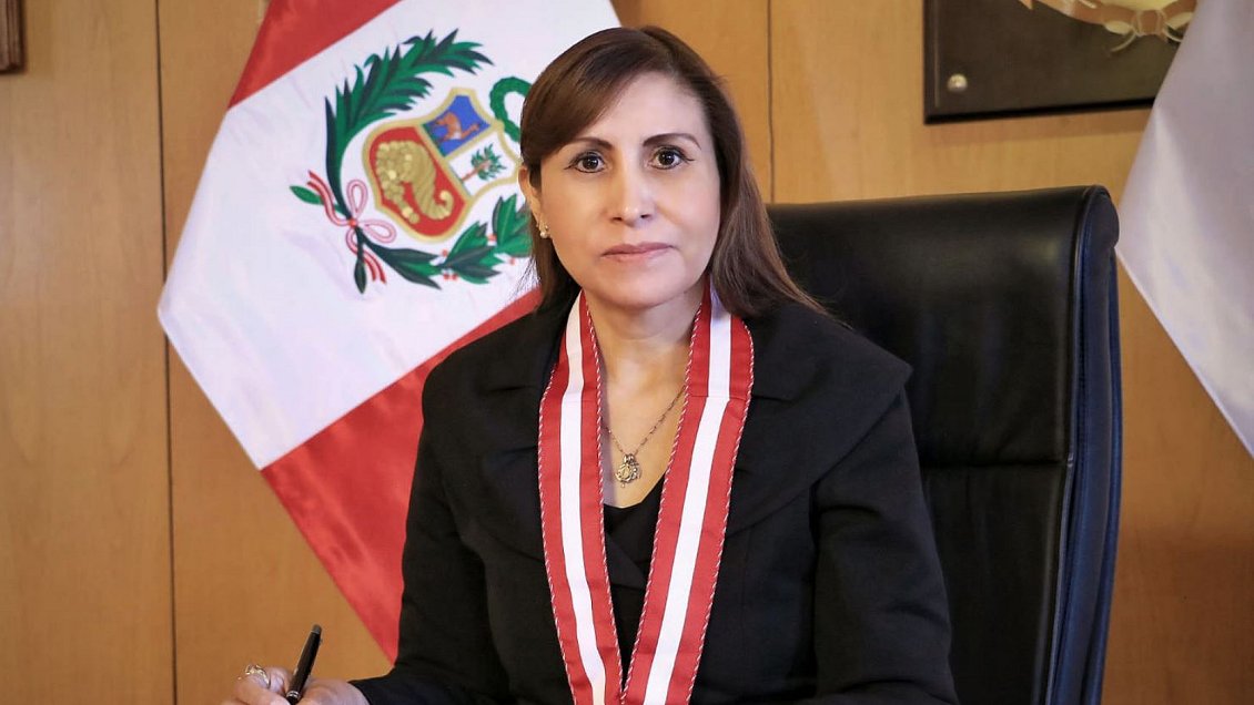 Fiscal general de Perú fue destituida por interferir en investigación contra su hermana