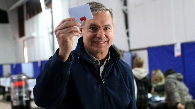 Alcalde Lira es llevado al tribunal supremo de la UDI por apoyo a Alessandri