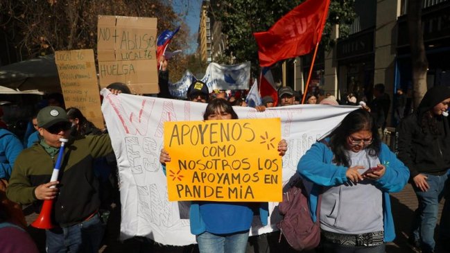 Walmart logró acuerdo con un sindicato, pero siguen en huelga casi 10 mil trabajadores