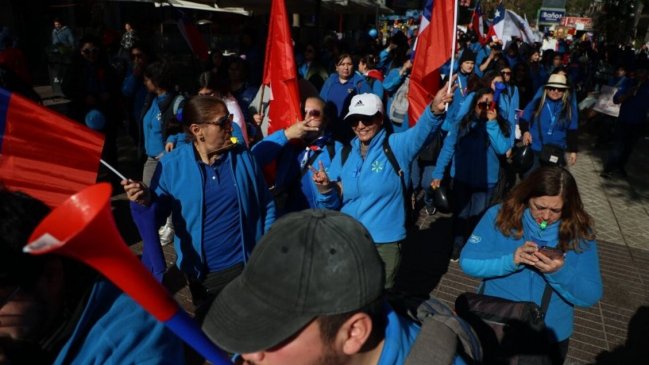 Cerca de 14 mil trabajadores de Walmart siguen 