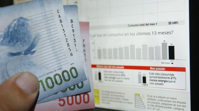 Subsidio eléctrico: Tras postulación de 1,5 millones de familias y Gobierno apunta a triplicarlo