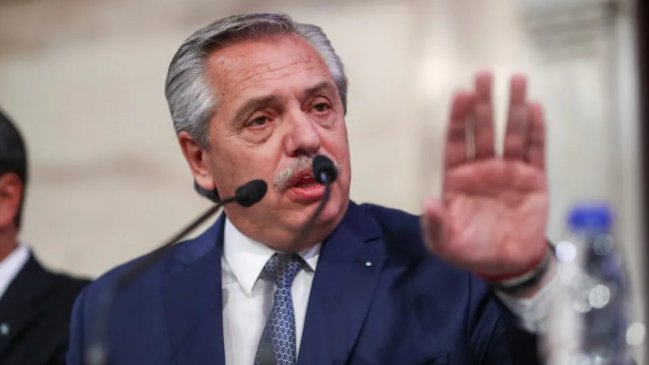 Proyecto busca quitarle pensión vitalicia a Alberto Fernández