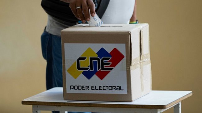 La UE y otros 22 países piden verificación imparcial de resultados electorales de Venezuela