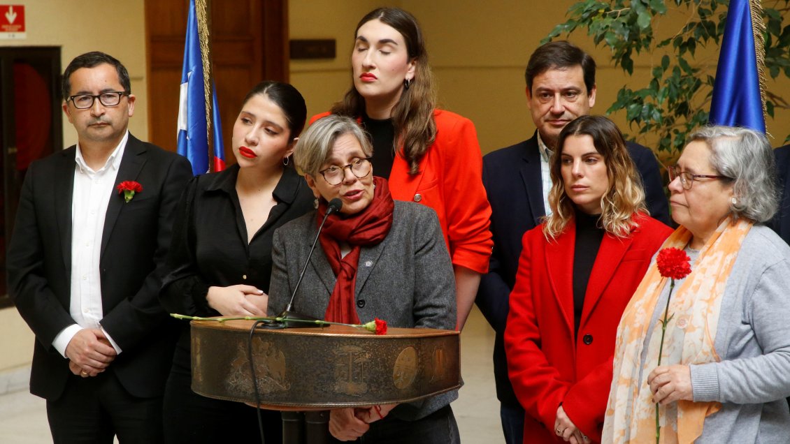 Frente Amplio pide levantamiento total del secreto del Informe Valech