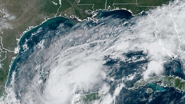Sin recuperarse de Helene, Florida se prepara para gran evacuación por huracán Milton