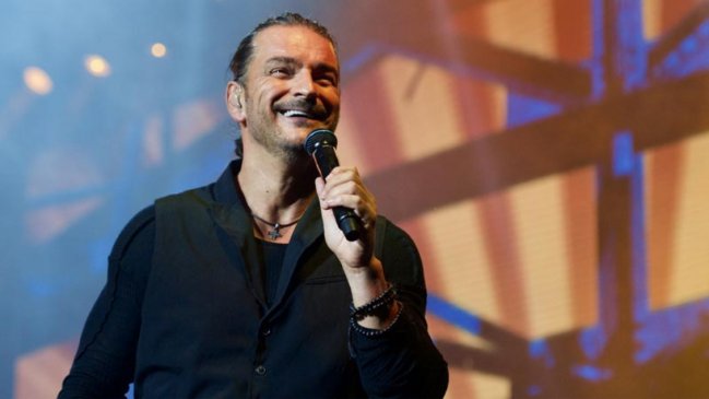 Ricardo Arjona retorna de la pausa musical con su nuevo y emotivo álbum 