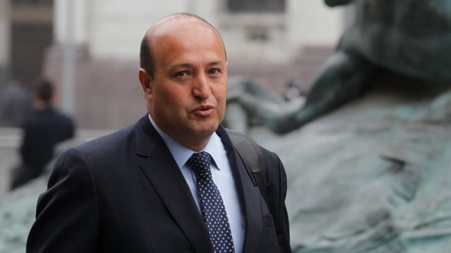 Manuel Guerra se querelló por la filtración de sus chats con Luis Hermosilla