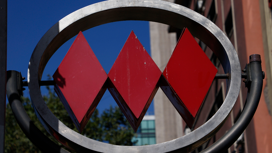 Metro repone el servicio en toda la red tras suspensión de Línea 1