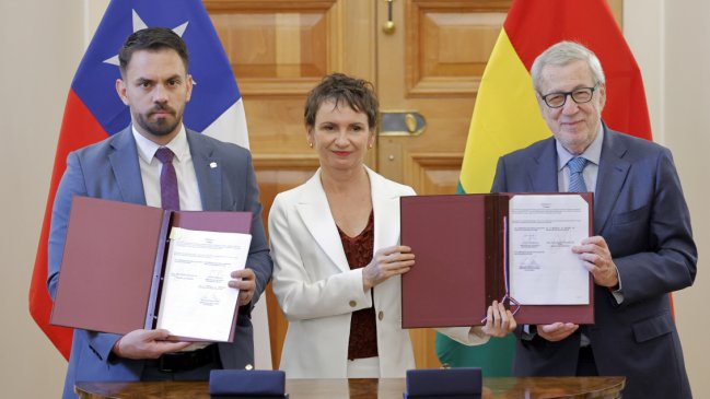 Chile y Bolivia firmaron acuerdo de control migratorio y seguridad fronteriza