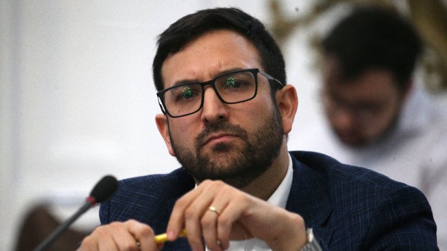 Nuevamente al Congreso: Crispi comparecerá ante comisión por caso ProCultura