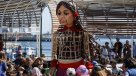 Muñeca gigante Amal llegó al Muelle Prat Muñeca gigante Amal llegó al Muelle Prat