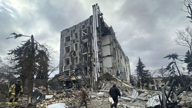 Ucrania informó ataque nocturno ruso con casi 140 drones