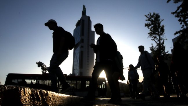 Súper lunes: 1.500 buses se sumarán al sistema Red y Metro reforzará seguridad