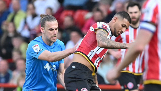 Ben Brereton fue titular en nueva victoria de Sheffield United por la Championship