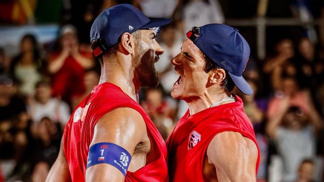 Primos Grimalt pasaron a semis del Sudamericano de vóleibol playa en Rancagua