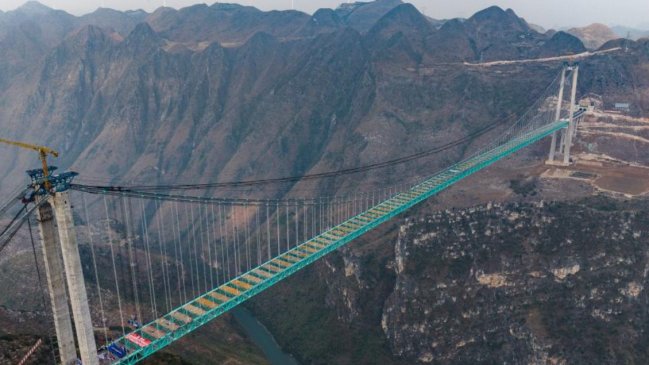 China está a punto de completar el puente más alto del mundo