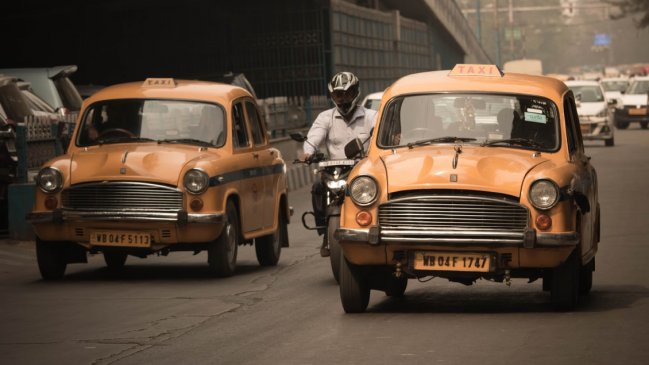 Nueva Delhi: Vehículos de más de 15 años no podrán echar gasolina
