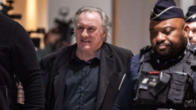 Gérard Depardieu enfrenta juicio por agresiones sexuales: Defensa insiste en su inocencia