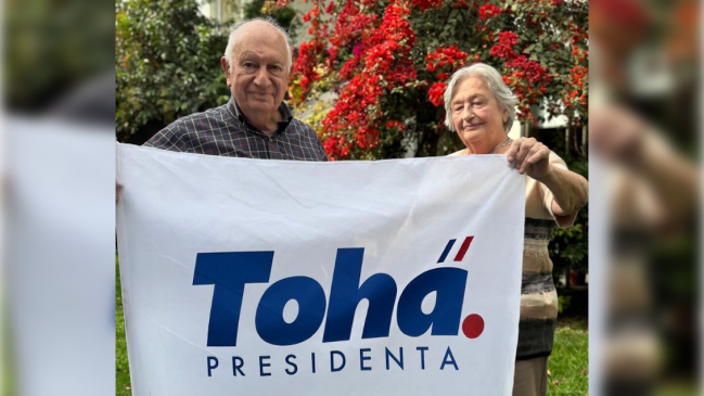 Expresidente Lagos entrega su respaldo a candidatura presidencial de Tohá
