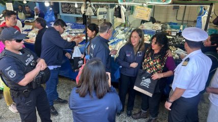   Caleta Portales: Autoridades fiscalizaron venta de productos del mar por Semana Santa 
