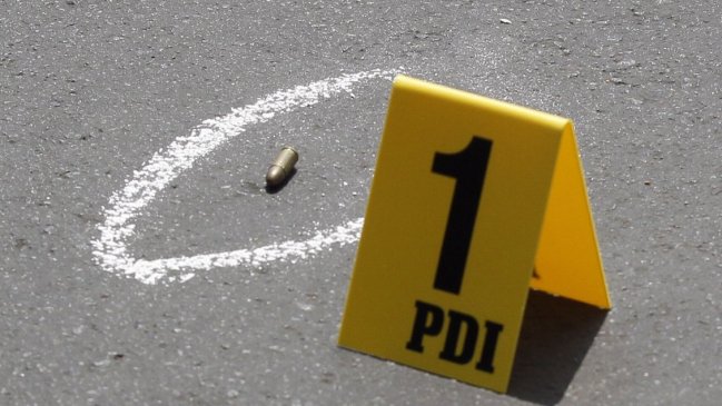 Asaltante murió baleado: Carabinero frustró a disparos un portonazo