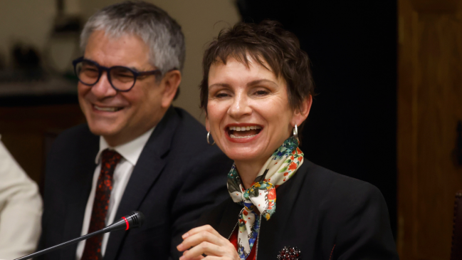 El mundo político no quedó indiferente al romance Tohá-Marcel
