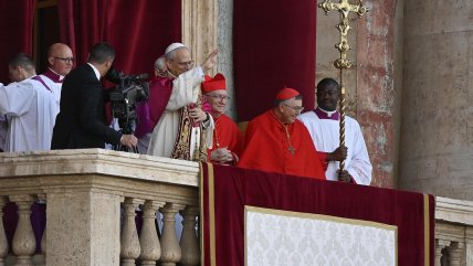   Papa León XIV saludó a Perú y habló en español en su primer discurso 