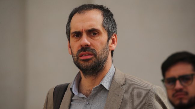 Piden salida de ministro Grau tras entrega de información errónea en proyecto pesquero