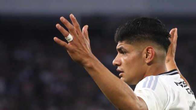 ¿Claudio Aquino quiere dejar Colo Colo para volver a Vélez Sarsfield?