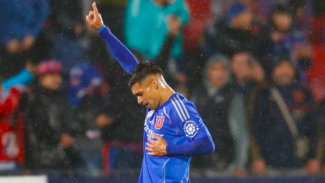 Universidad de Chile goleó a Huachipato y metió presión a los líderes en la Liga