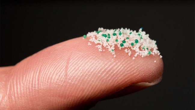 Los microplásticos inhalados inhabilitan a las células del sistema inmunitario pulmonar