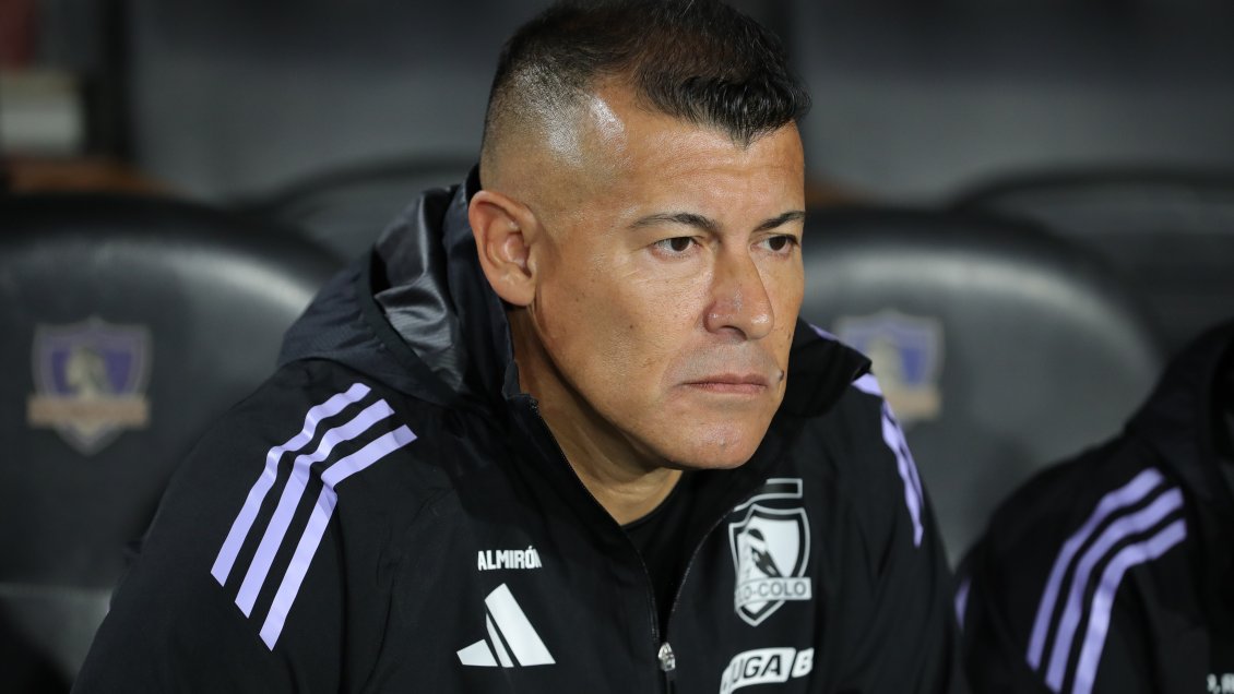 Blanco y Negro define el futuro de Jorge Almirón en Colo Colo Blanco y Negro define el futuro de Jorge Almirón en Colo Colo