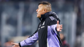 Almirón cuestionó las críticas: ¿Por qué no puedo perder o ser goleado?