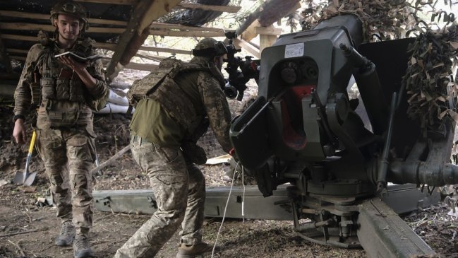 EE.UU. suspende algunos envíos de armas a Ucrania tras revisión de su gasto militar