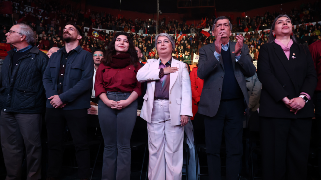 Jara y el oficialismo insisten: 