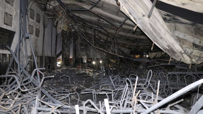 Asfixiados en baños y atrapados en áticos: Incendio en Irak dejó más de 60 muertos