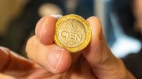 Comenzó a circular la moneda de 100 pesos que celebra el centenario del Banco Central