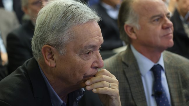 Ominami pide a economistas construir hoja de ruta común para superar las 