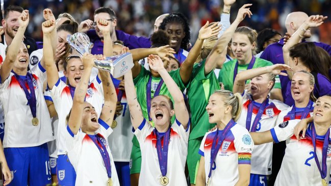 Inglaterra se coronó bicampeona de la Eurocopa Femenina tras vencer a España en los penales