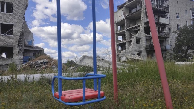 Dolorosos recuerdos: Ucranianos en zonas liberadas buscan evitar nueva ocupación rusa