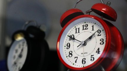   ¿Qué hora es?: Chile comenzó el horario de verano 
