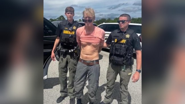 Desafiante, obrero de la construcción afronta juicio por intento de asesinar a Trump