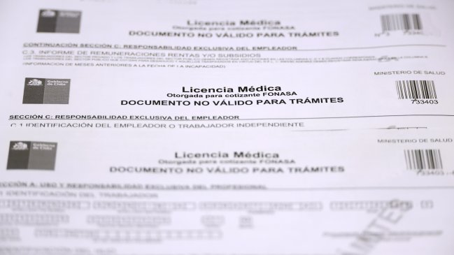 Contraloría: Otros 10 mil funcionarios públicos salieron del país mientras estaban con licencia médica