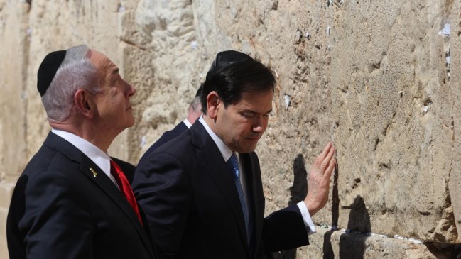Netanyahu con Rubio en el Muro de los Lamentos: 