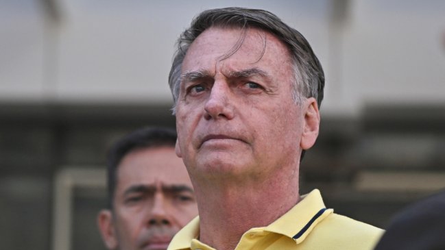 Bolsonaro deja la prisión domiciliaria para ir al hospital por una emergencia médica