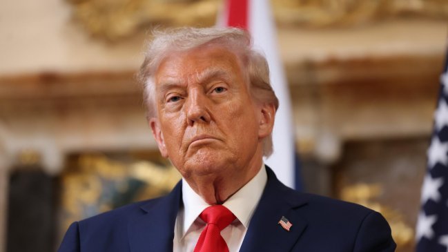 Trump niega conversaciones para planear un 