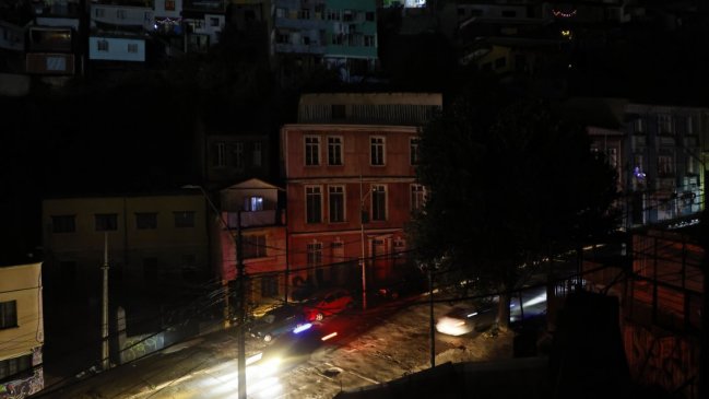 Informe apunta a deficiencias de Transelec que potenciaron apagón del 25-F